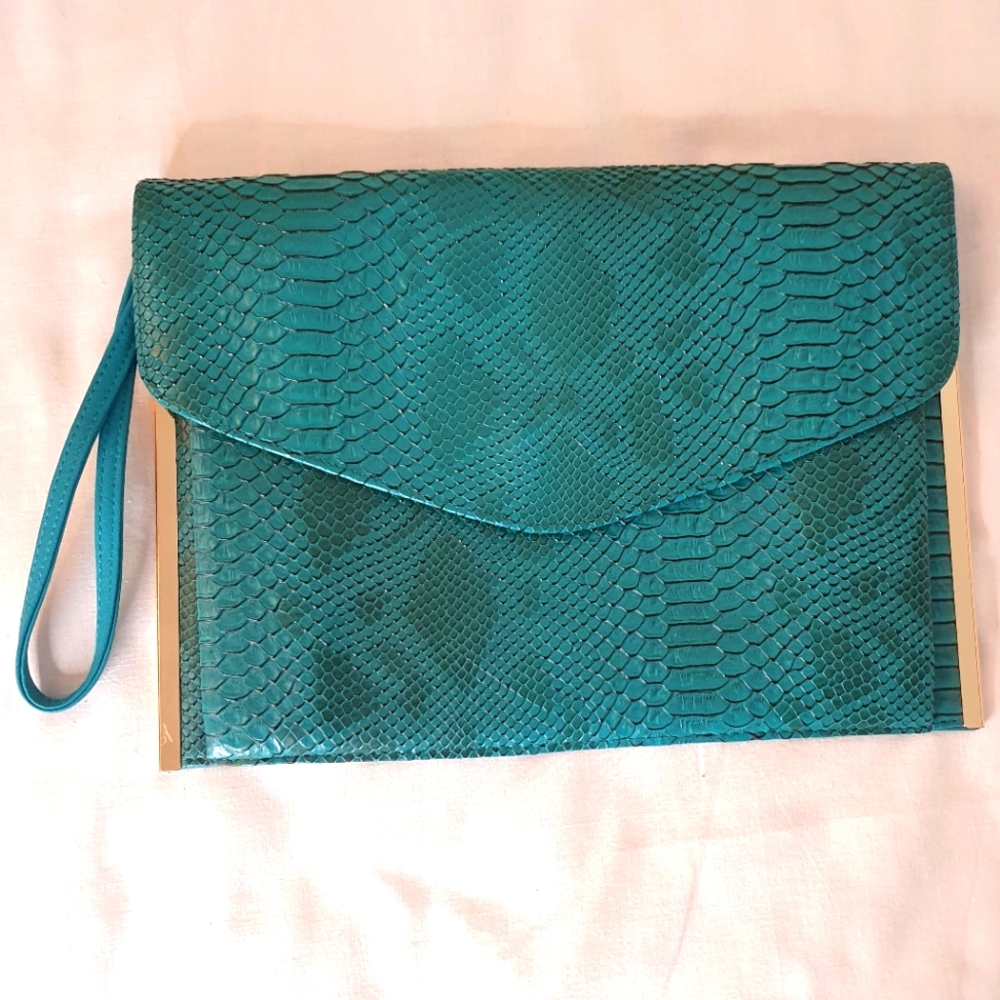 Green Snakeskin Embossed Envelope Clutch Bag